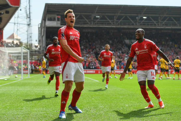 尼斯表现出 尼斯表现出